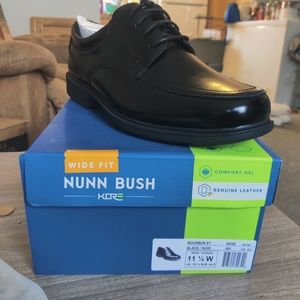 Nunn Bush leather dress shoes